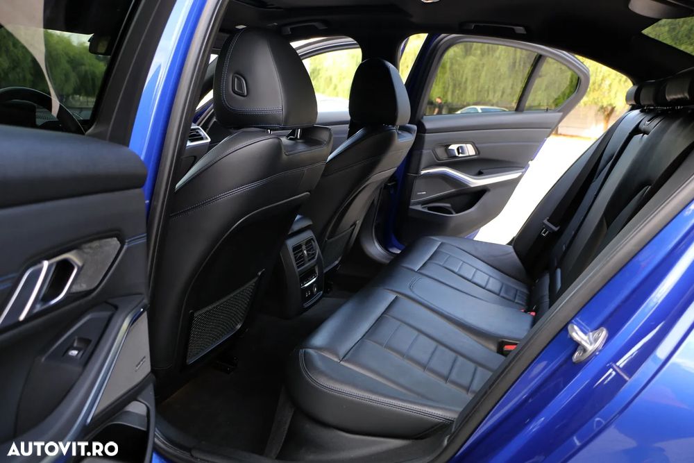 BMW Seria 3 330i Aut. M Sport - 17
