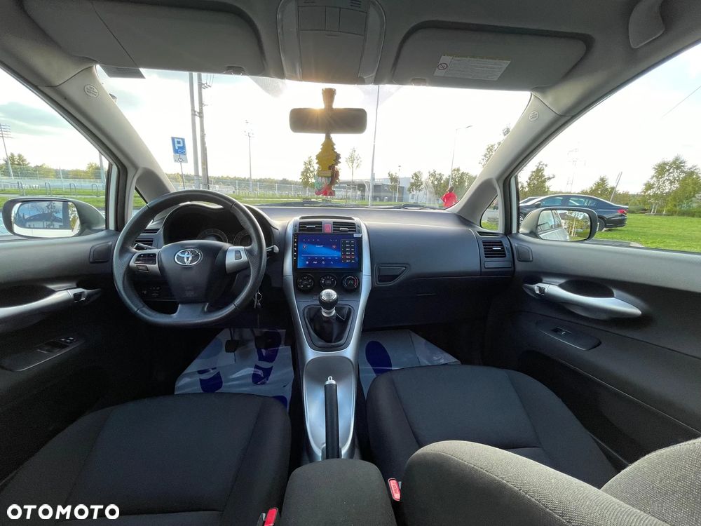 Toyota Auris 1.6 Edition - 13