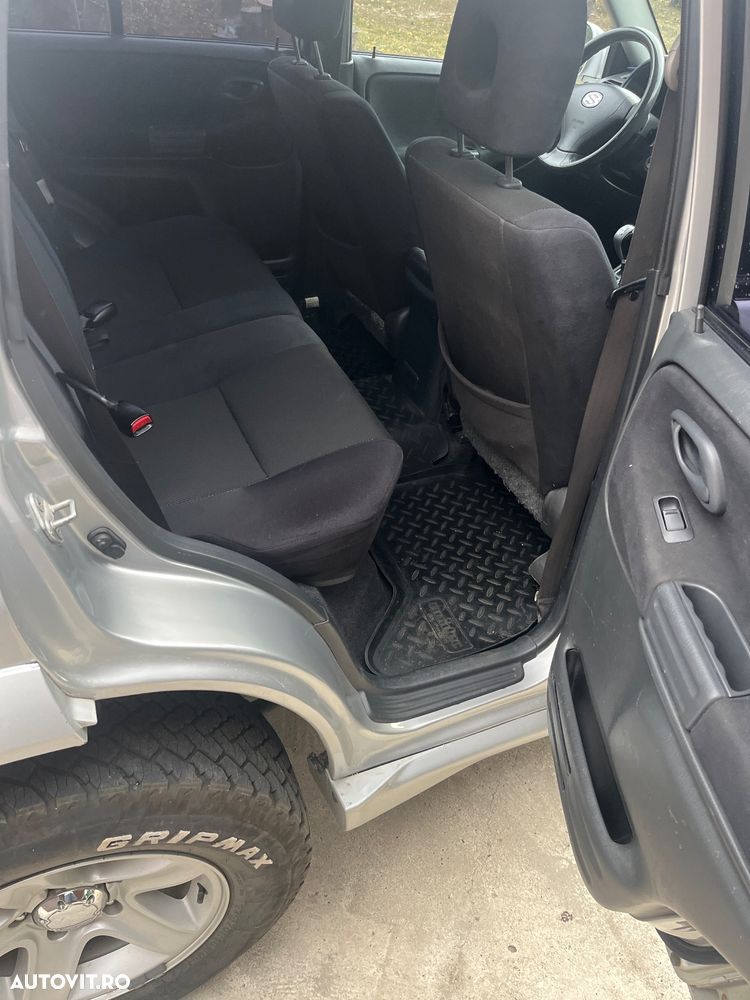 Suzuki Grand Vitara 2.0 TD Comfort - 10