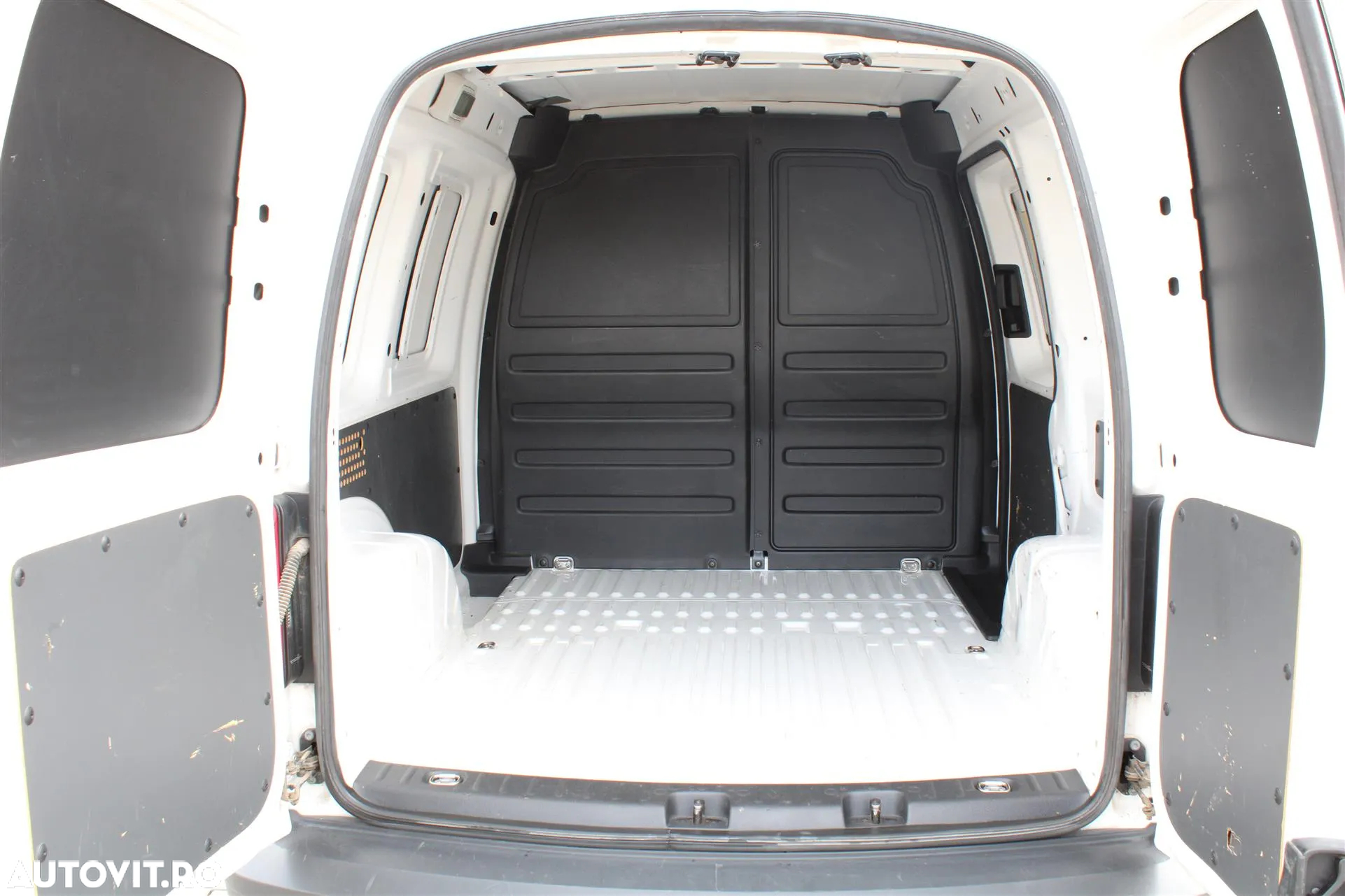 Volkswagen Caddy 2.0 TDI 55 kW - 17