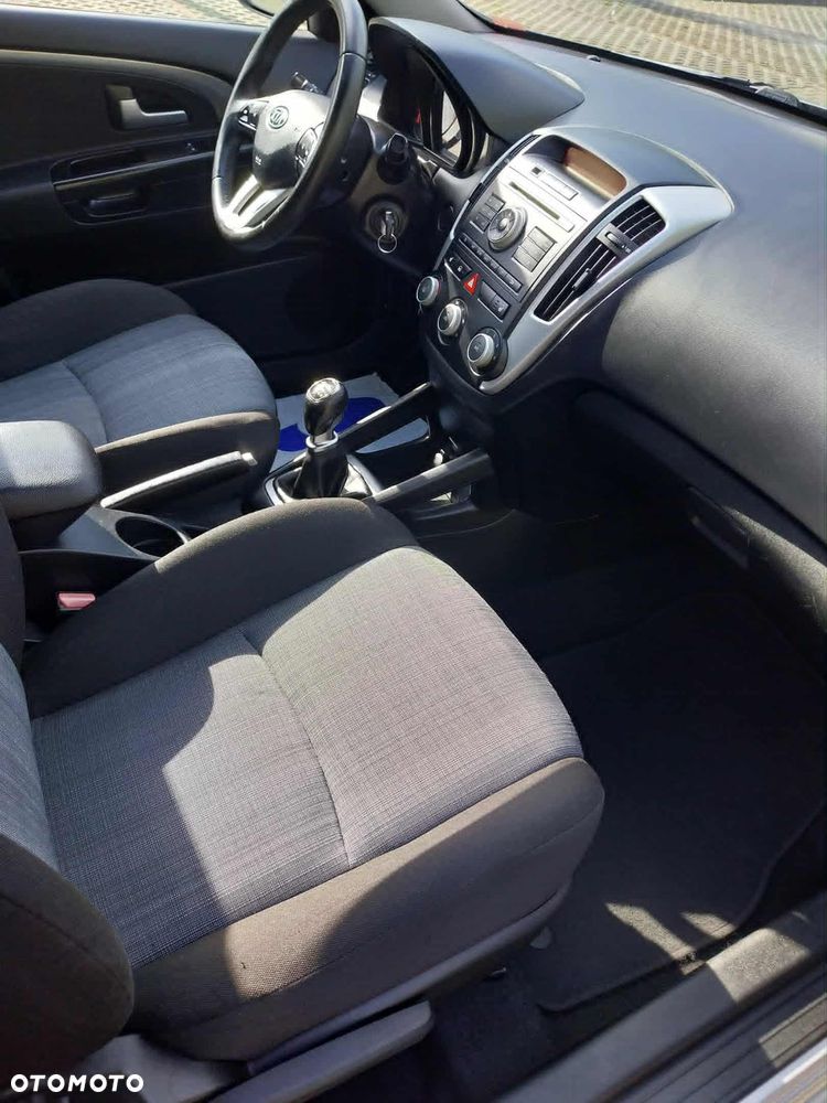 Kia Ceed 1.6 Crdi Comfort - 32