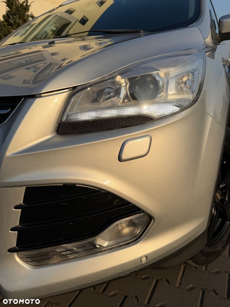 Ford Kuga 2.0 TDCi 4x4 Titanium - 14