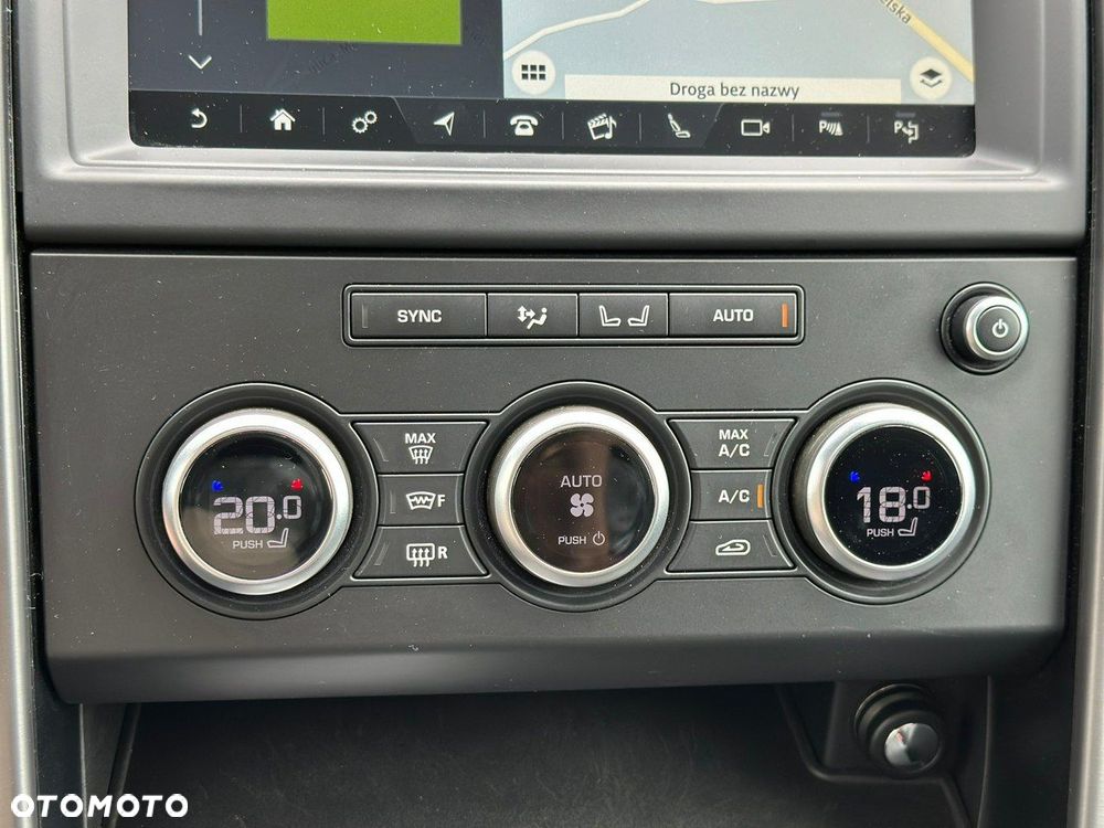 Land Rover Discovery 2.0 Si4 HSE Luxury - 32