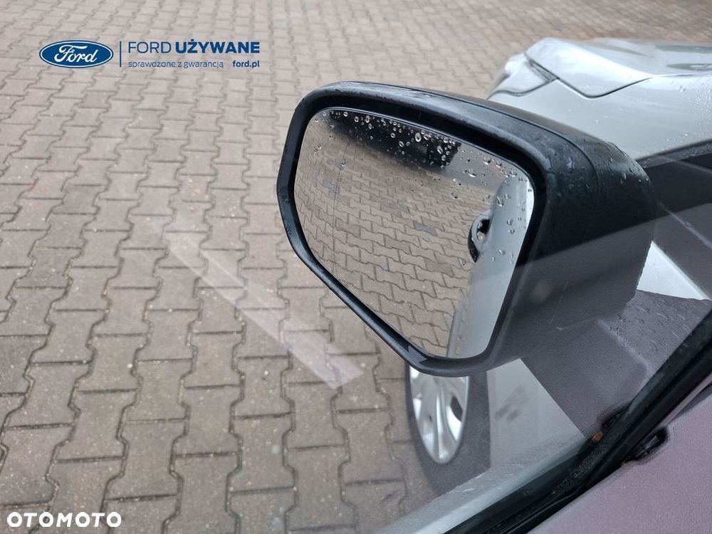 Ford Transit Connect - 23