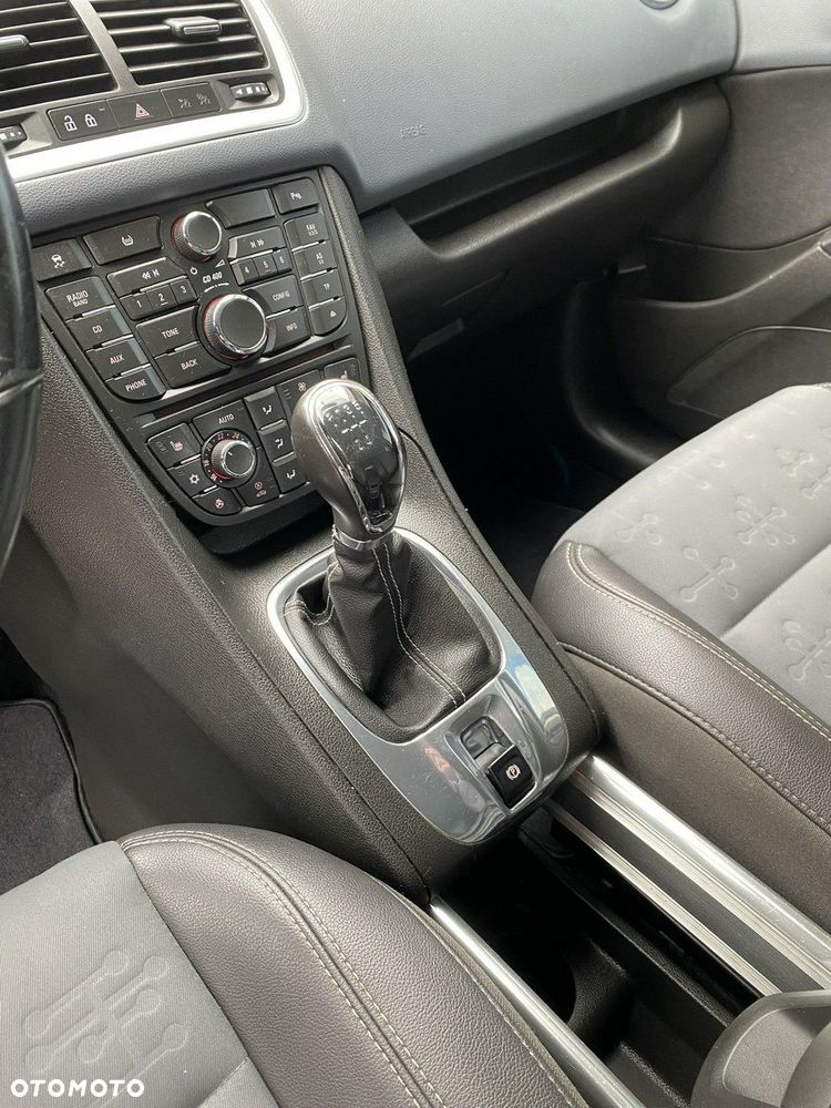 Opel Meriva - 24