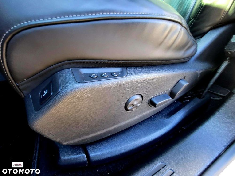 DS Automobiles DS 7 Crossback - 16