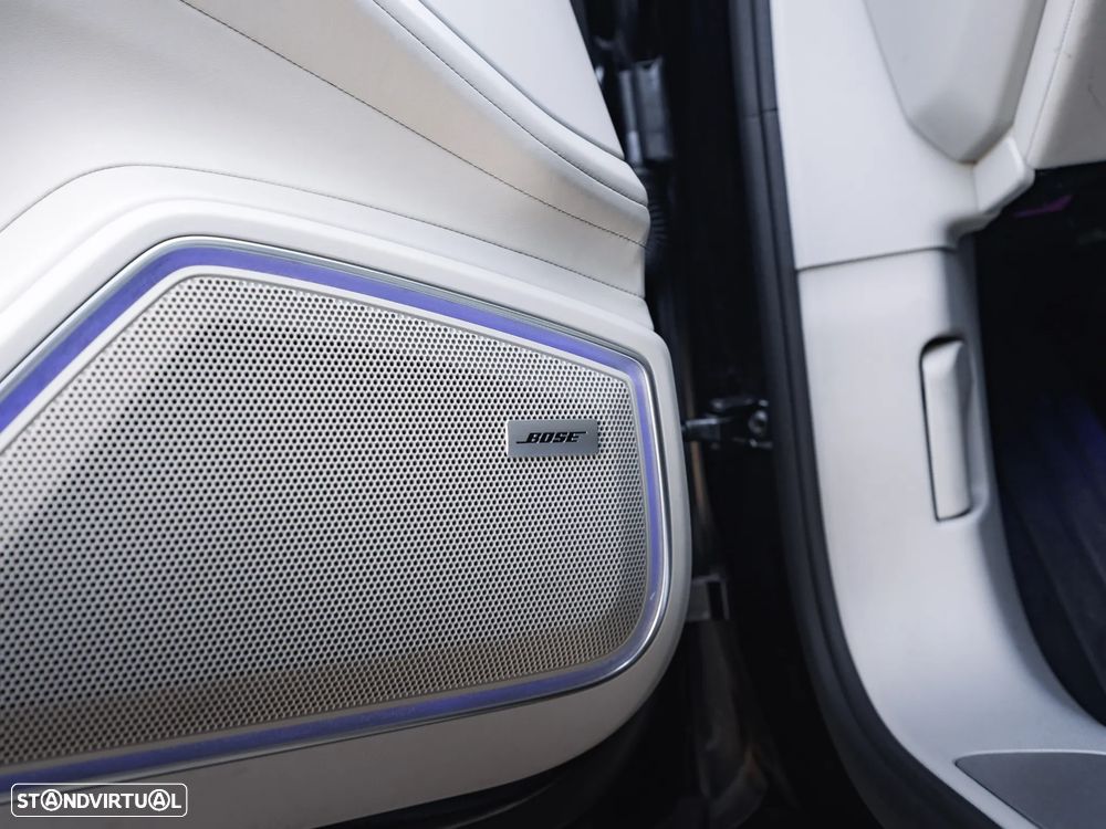 Porsche Panamera 4 E-Hybrid - 26