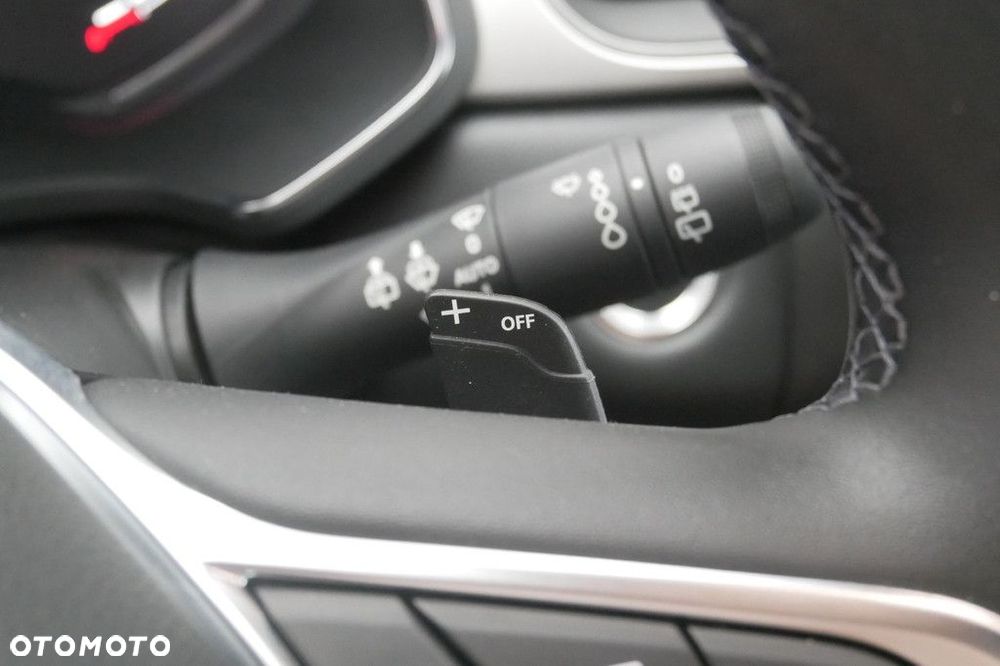 Renault Captur - 23