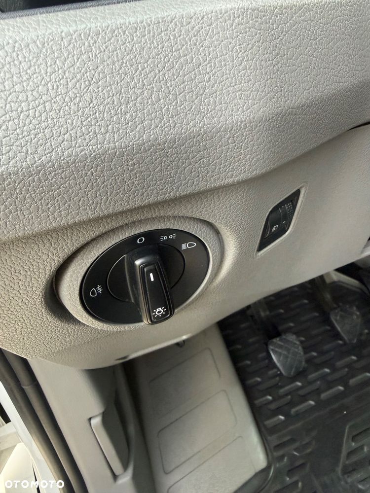 Volkswagen CRAFTER MAXI DOKA - 29