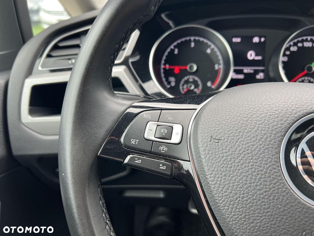 Volkswagen Touran 2.0 TDI BMT Comfortline DSG - 21