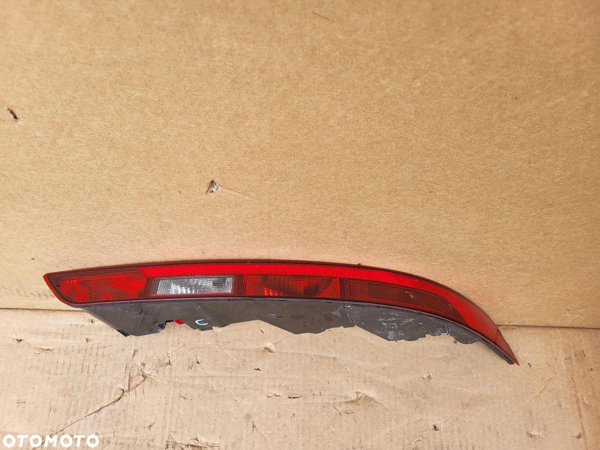 LAMPA TYL W ZDERZAK AUDI Q5 II 80A945070B 80A945069B - 16
