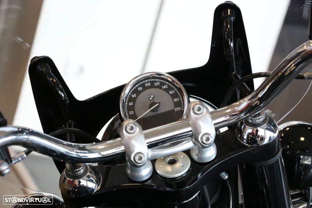 BMW R 18 Classic - 2