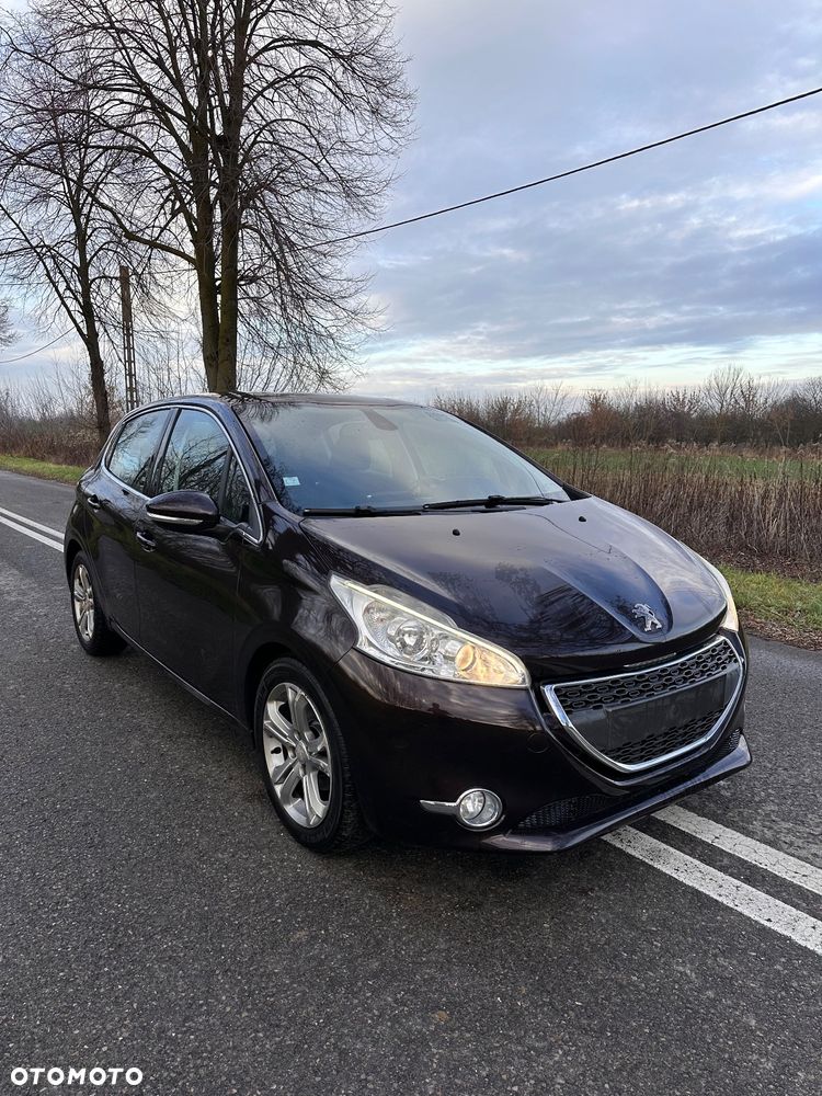 Peugeot 208 e-HDi FAP 92 Stop&Start Allure - 1