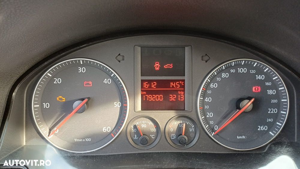 Volkswagen Golf 1.9 TDI Comfortline - 10