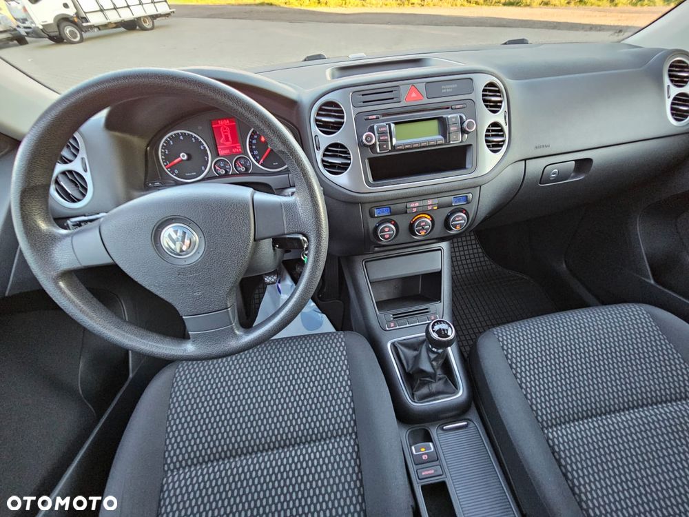 Volkswagen Tiguan 1.4 TSI BlueMotion Technology Exclusive - 16