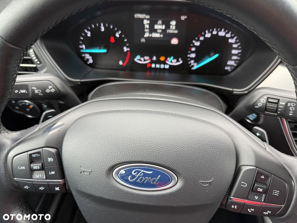 Ford Focus 1.5 EcoBlue Start-Stopp-System TITANIUM X - 29