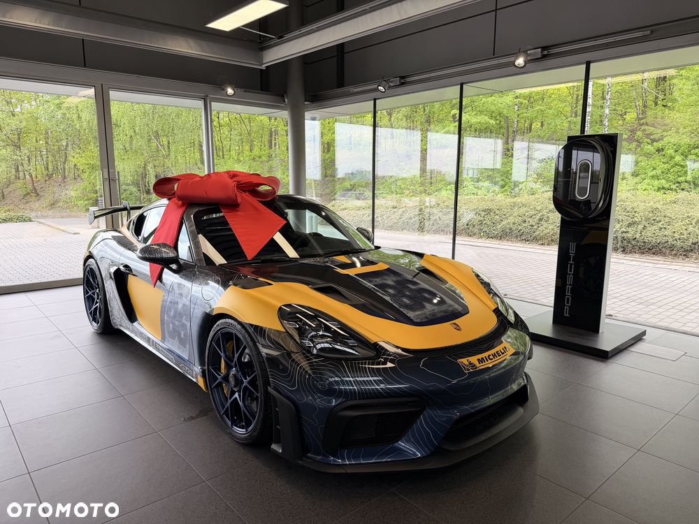 Porsche 718 Cayman GPF GT4 RS PDK - 3
