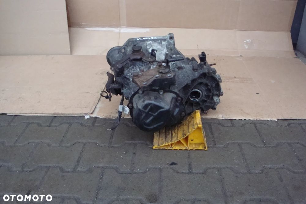 KIA VENGA 1.4 benz skrzynia biegow - 3