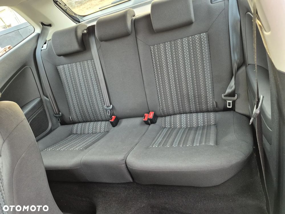 Volkswagen Polo 1.4 TDI Blue Motion - 13
