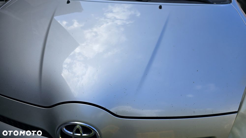 Toyota Corolla Verso 2.2 D-4D - 10