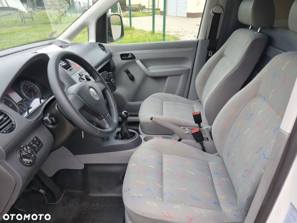 Volkswagen Caddy - 9
