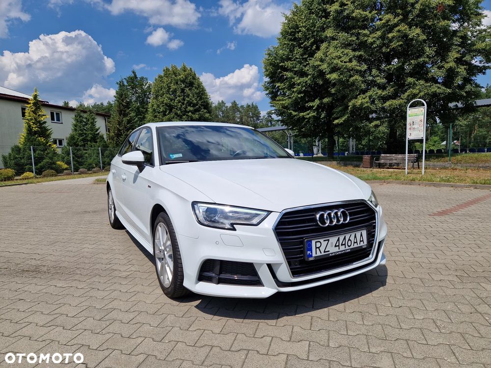 Audi A3 Sportback - 12