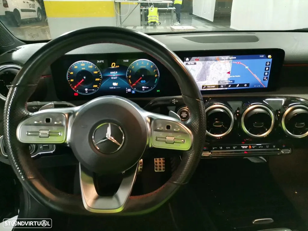 Mercedes-Benz A 250 e AMG Line - 10