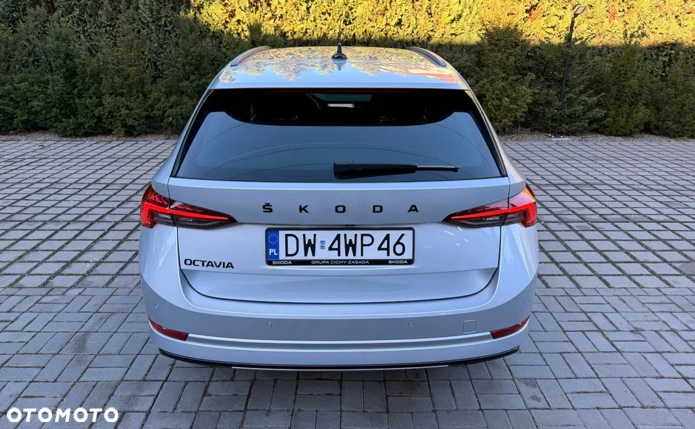 Skoda Octavia 2.0 TSI 4x4 Sportline DSG - 5