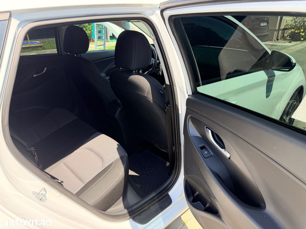 Hyundai i30 - 12