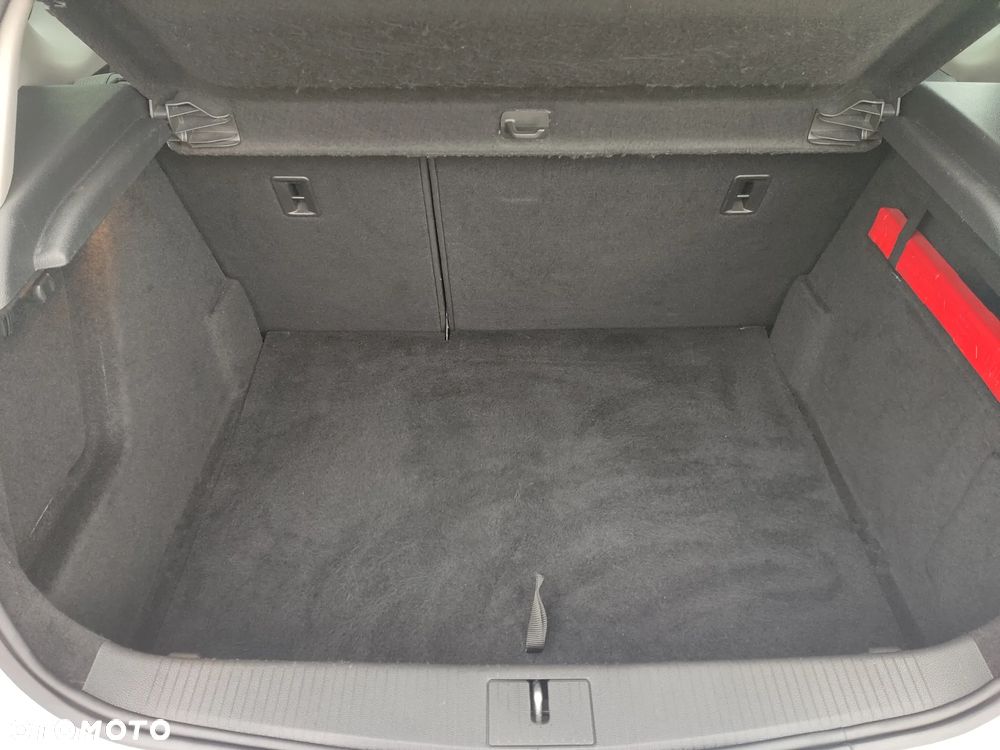 Opel Astra 1.4 ecoFLEX - 17