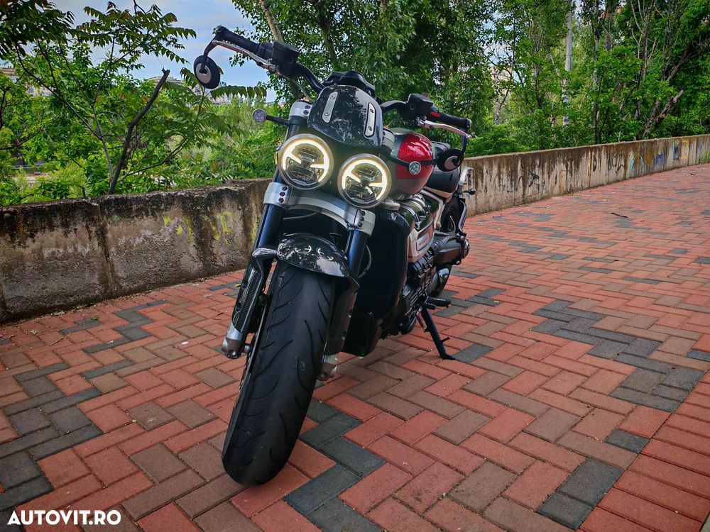Triumph Rocket 3 R Black - 10