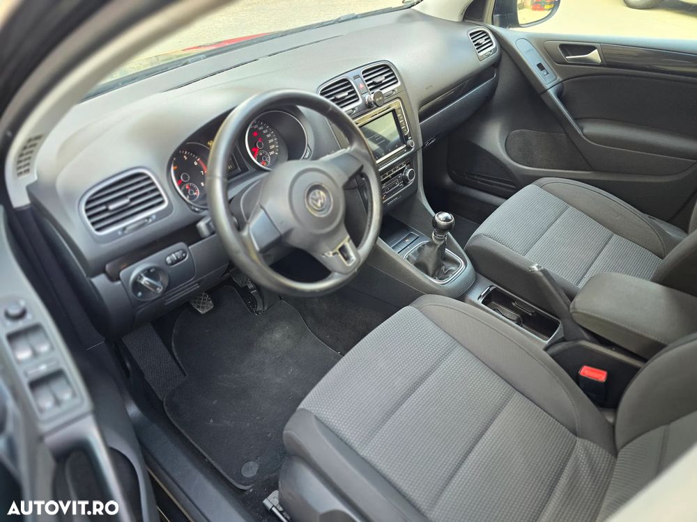 VOLKSWAGEN Golf 2010 — imagine 4