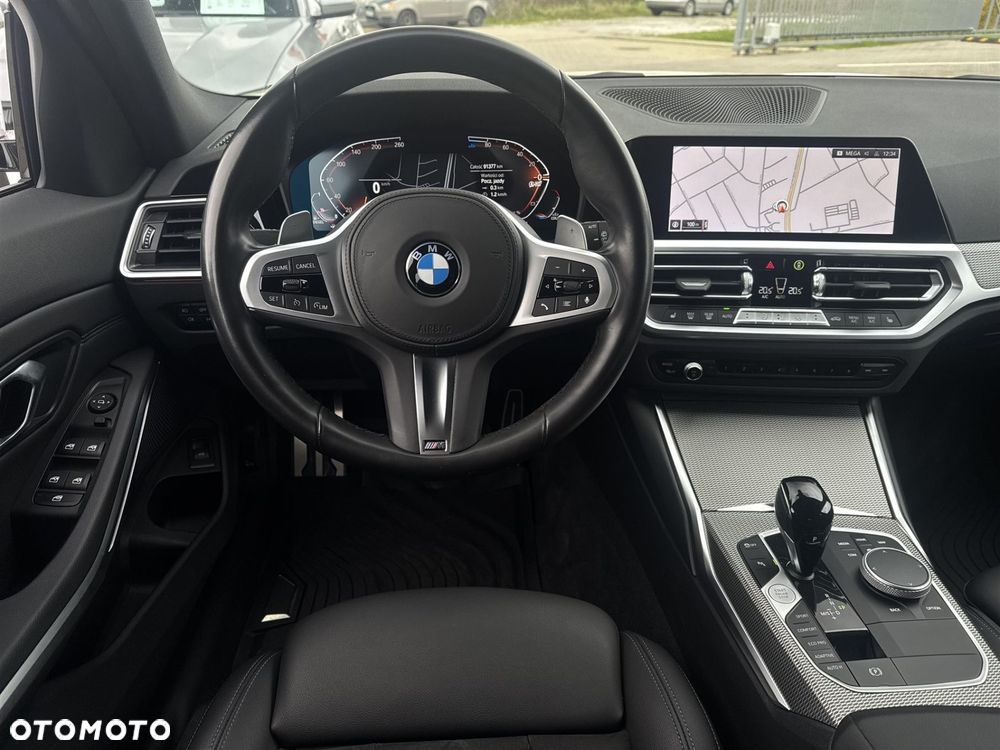 BMW Seria 3 320d xDrive - 7