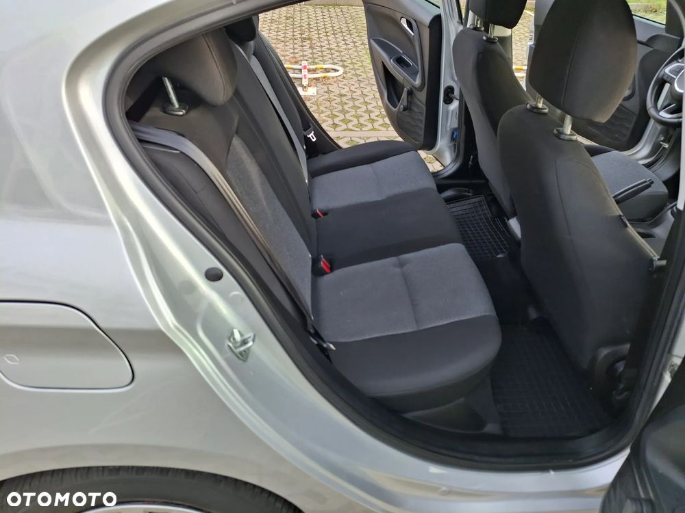 Fiat Tipo 1.4 16v Easy EU6d - 17