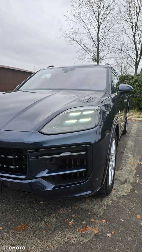 Porsche Cayenne E-Hybrid - 2