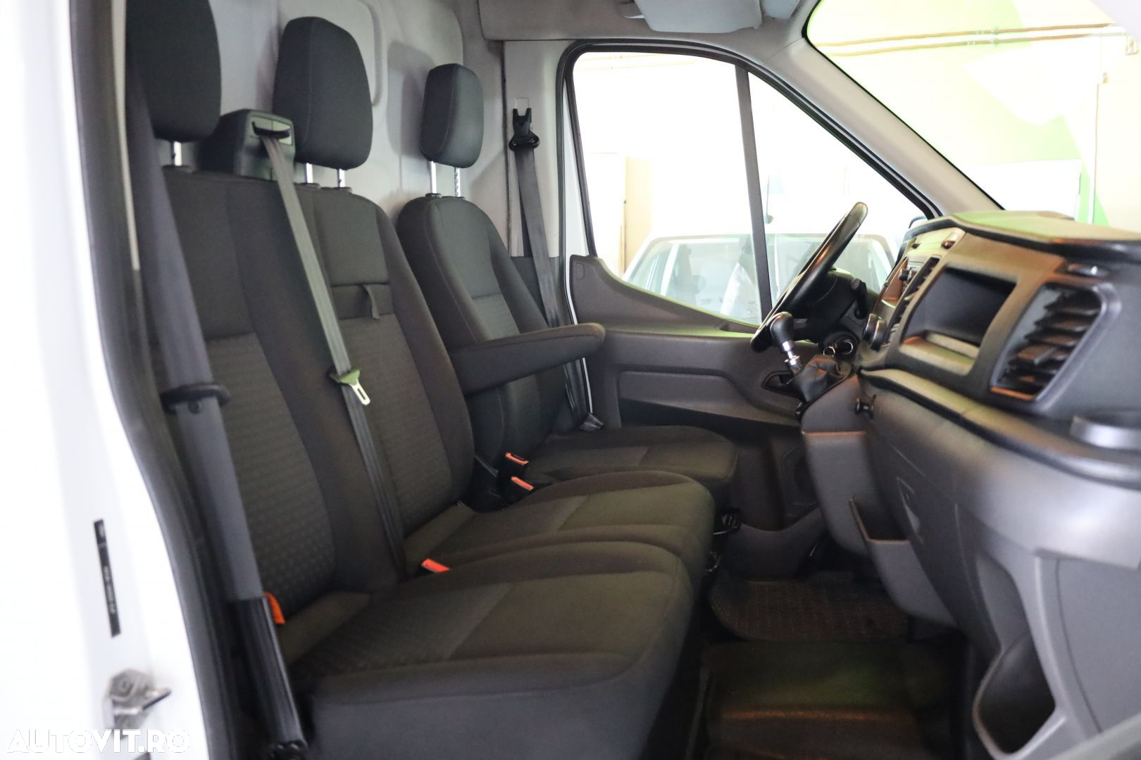 Ford Transit - 14