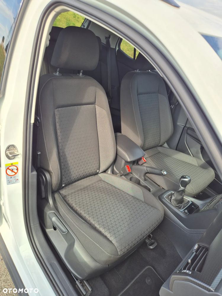 Volkswagen T-Cross - 13