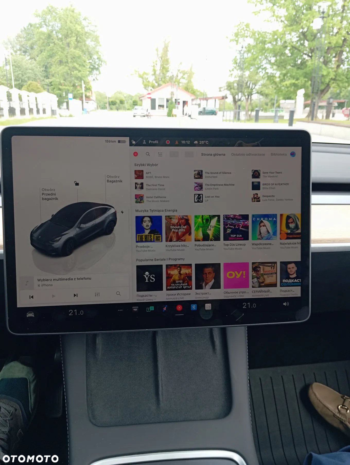 Tesla Y Model Performance Dual Motor AWD - 10