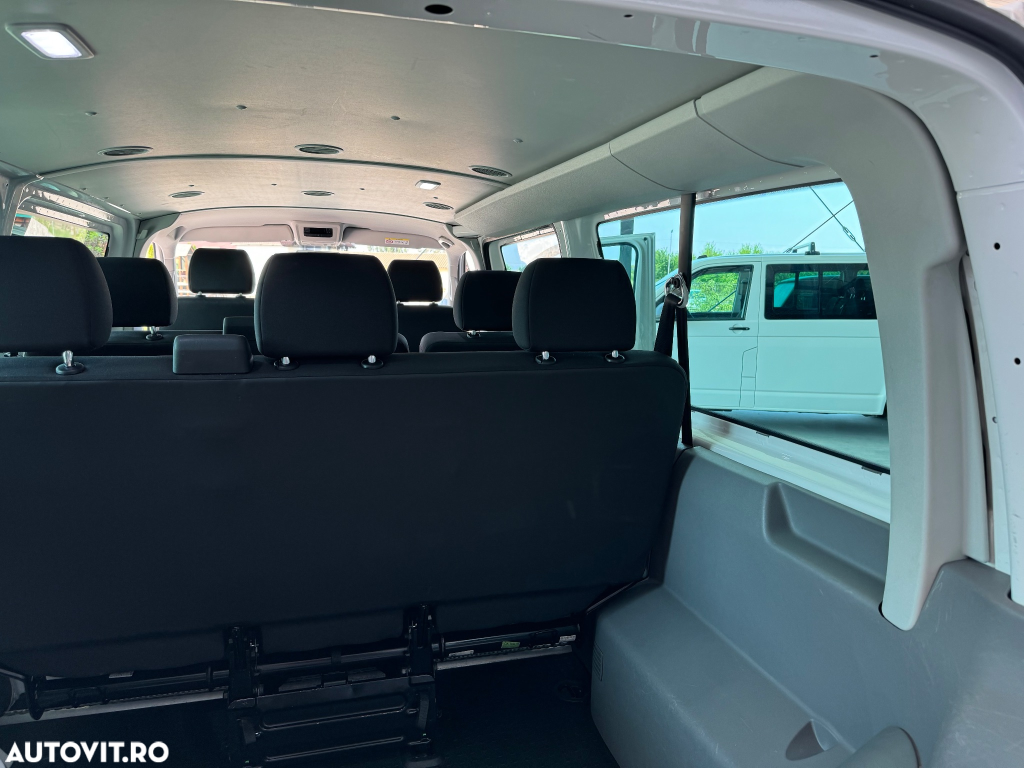 Volkswagen Transporter Kombi T6.1 2.0 TDI 81 kW LR - 20