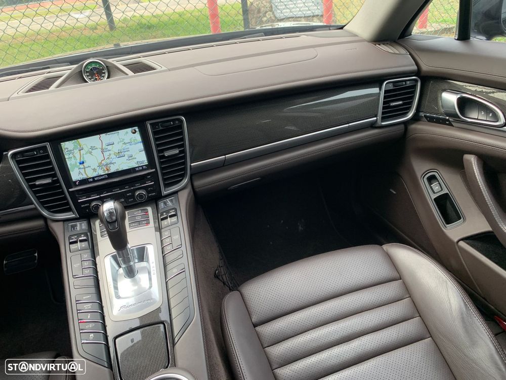Porsche Panamera 3.0 V6 - 18