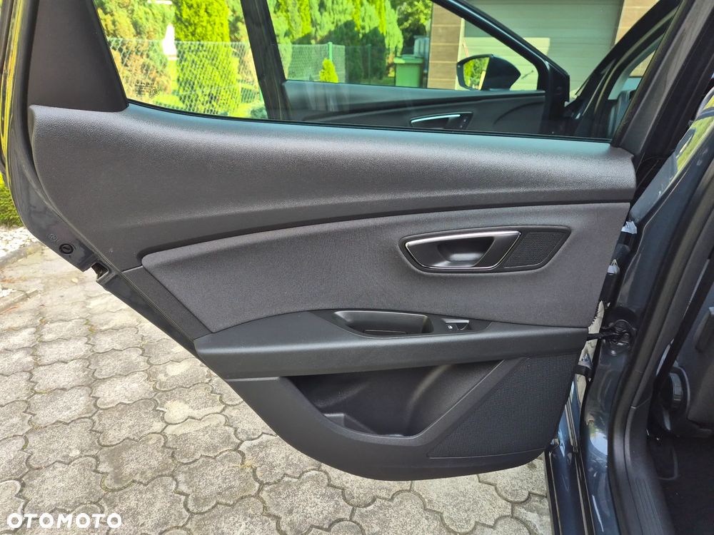 Seat Leon 1.5 TSI ACT DSG OPF FR - 32