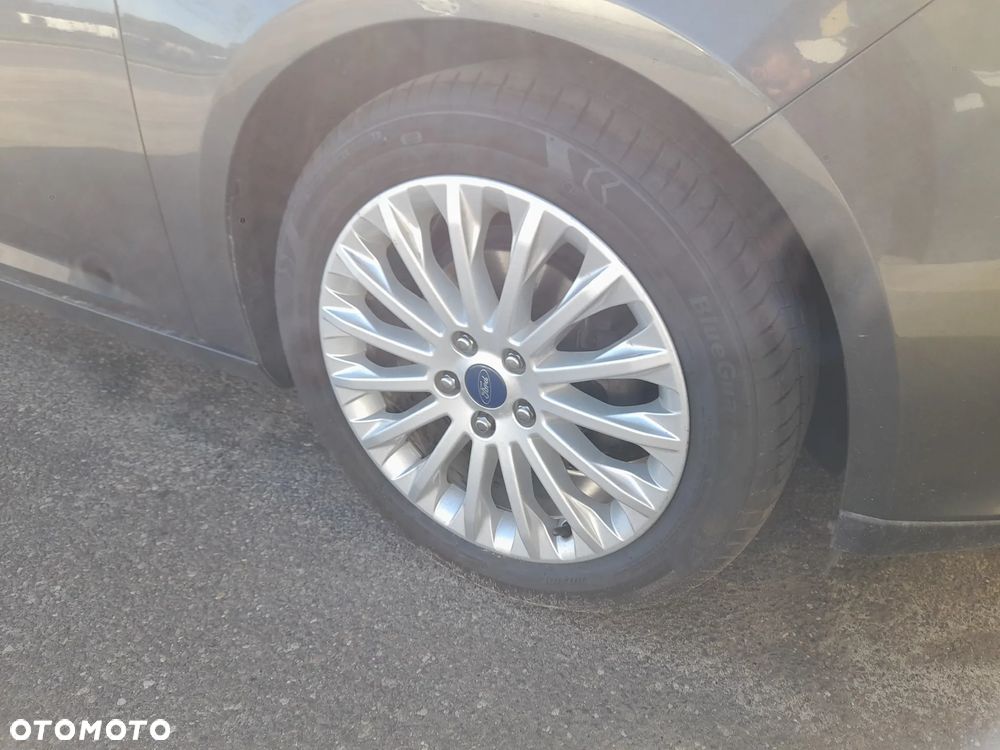 Ford Focus 1.6 TI-VCT - 9