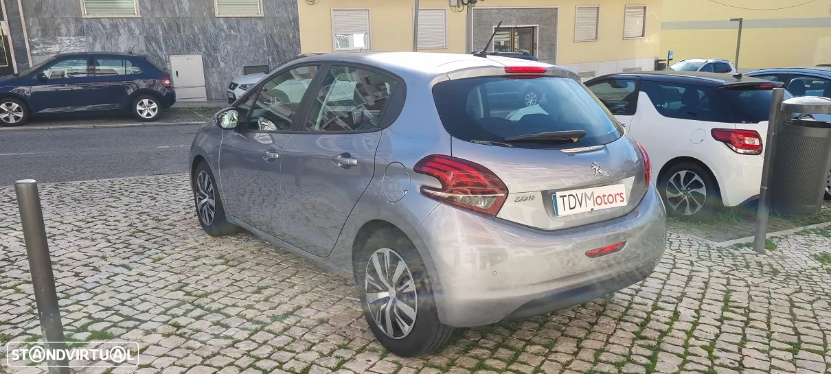 Peugeot 208 1.5 BlueHDi Active Business Pack - 7