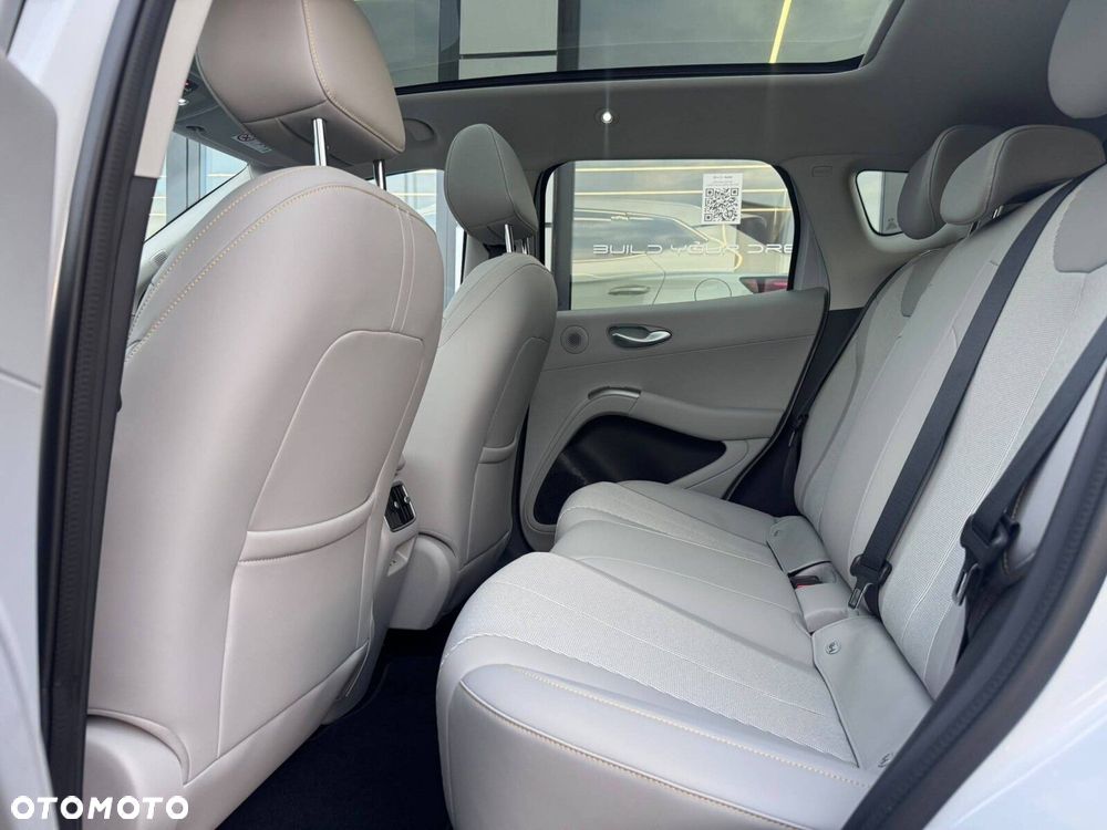 BYD Dolphin G Comfort E-CVT - 22