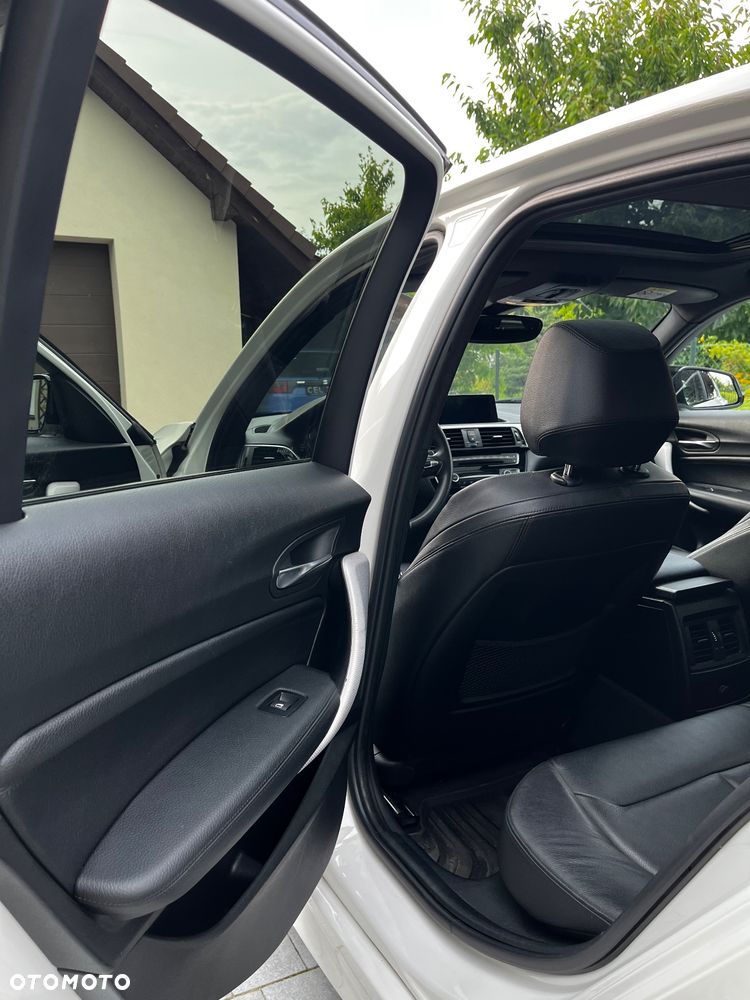 BMW Seria 1 120d M Sport Shadow - 39