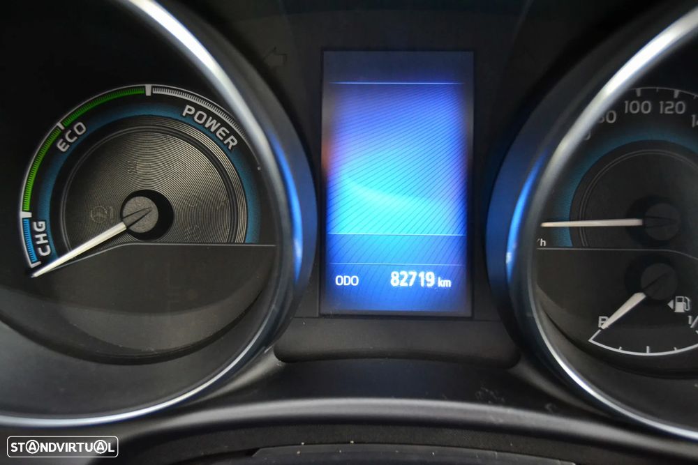 Toyota Auris 1.8 HSD Active - 19