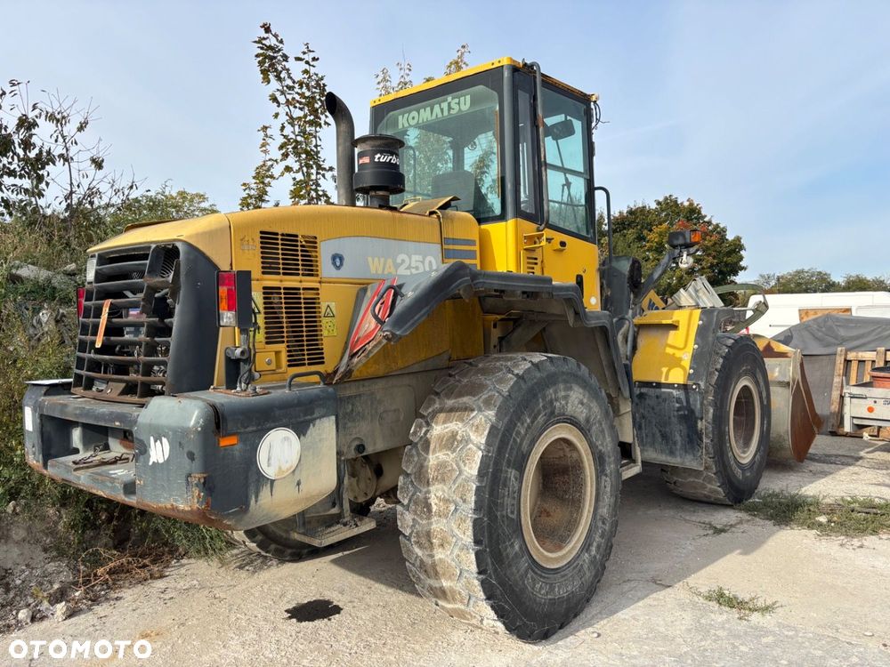 Komatsu Wa 250-5H - 5