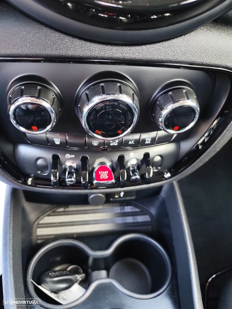 MINI Clubman One D - 23