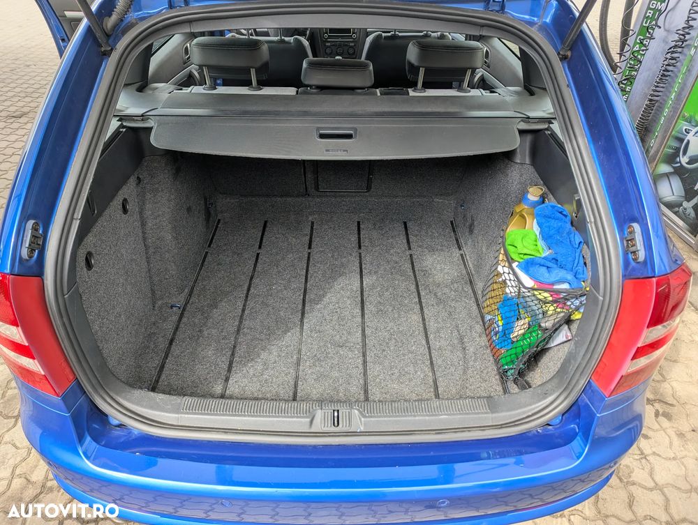 Skoda Octavia 2.0 TDI CR DPF RS - 14
