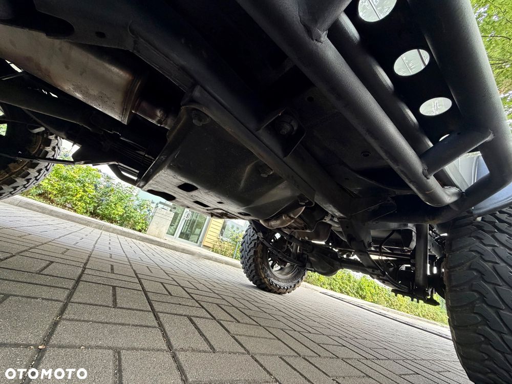 Jeep Wrangler 2.5L - 30
